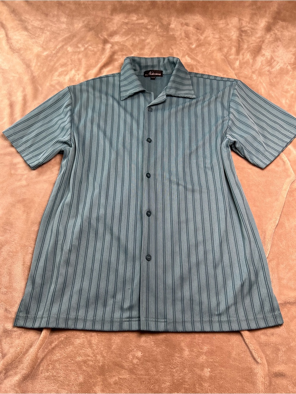 NOTORIOUS Turquoise Blue Short Sleeve Button-Up Collared Office Shirt - Sz M